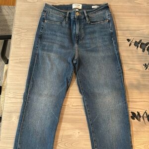 Frame- Le Heigh Straight